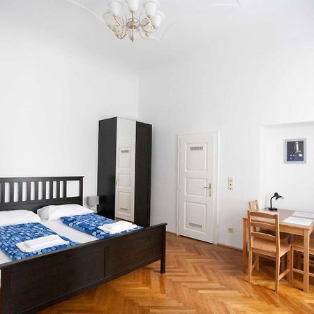 City Center Homes Vienna Exterior photo