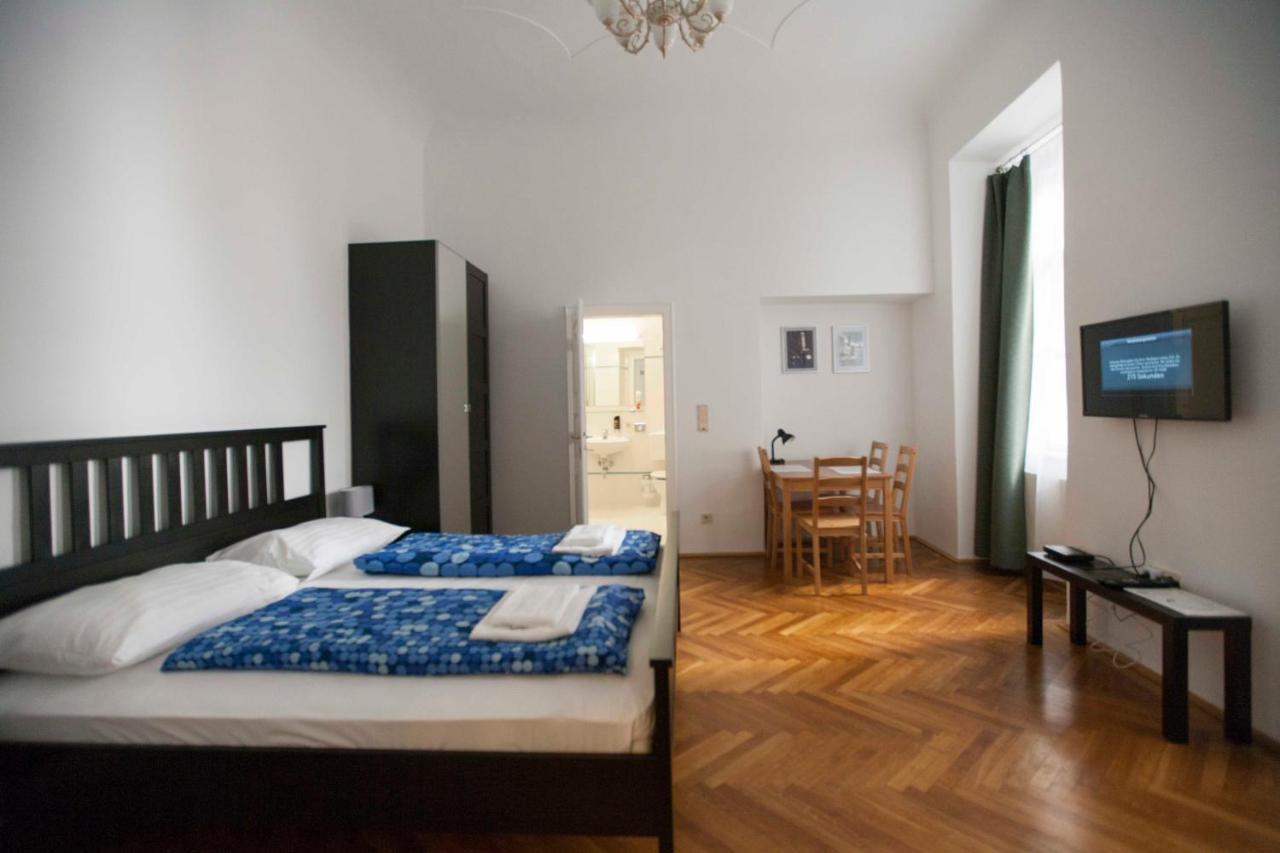 City Center Homes Vienna Exterior photo