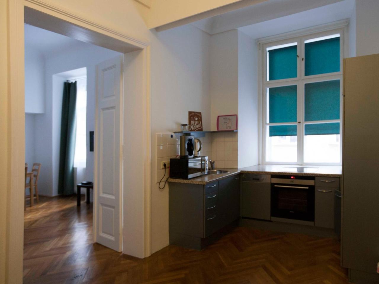 City Center Homes Vienna Exterior photo