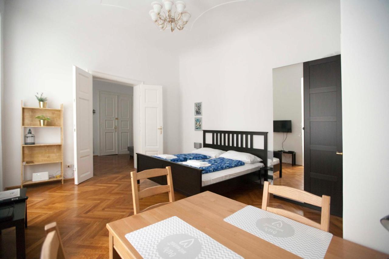 City Center Homes Vienna Exterior photo